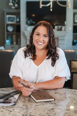 Portrait of Kelly Huelsing, REALTOR®